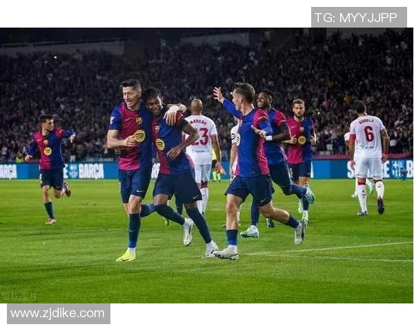 深入分析杭州足球队的运营策略与欧冠赛场表现 深入分析杭州足球队的运营策略与欧冠赛场表现